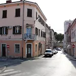 Ana Apartment
